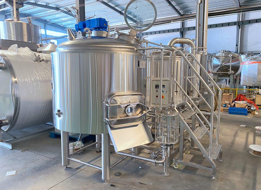 <b>Russia 1000L brewery equipment made from Tiantai company</b>